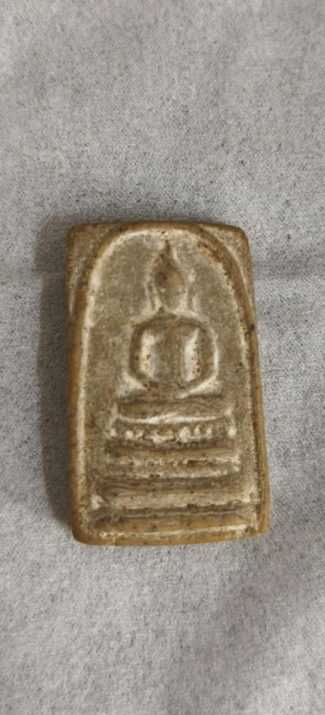 หลวงพ่อแพ วัดพิกุลทอง 2