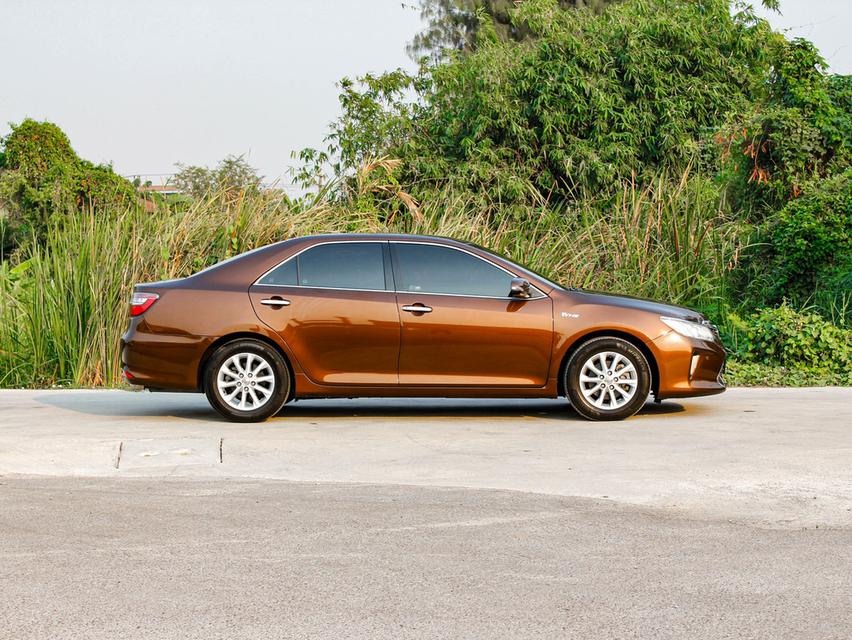 Toyota Camry 2.0 G ปี 2016 โฉม ปี12-18 เกียร์ AUTO สีน้ำตาล เครื่อง เบนซิน ไมล์เพียง 103,094 km. 4