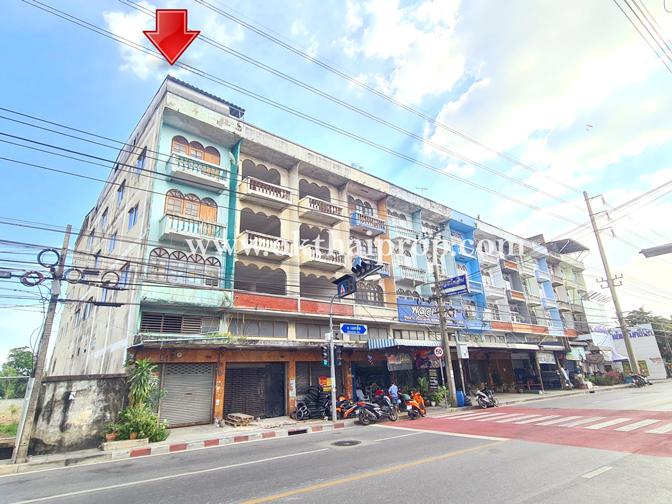 อาคารพาณิชย์ 4.5 ชั้น ติดถนนเอกชัย บางขุนเทียน 1