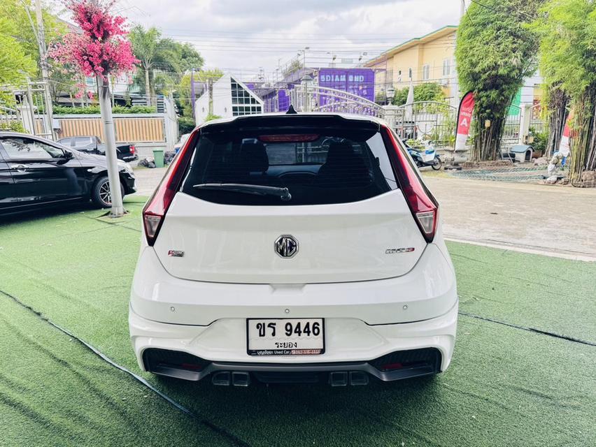 MG3 1.5 X Hatchback  8