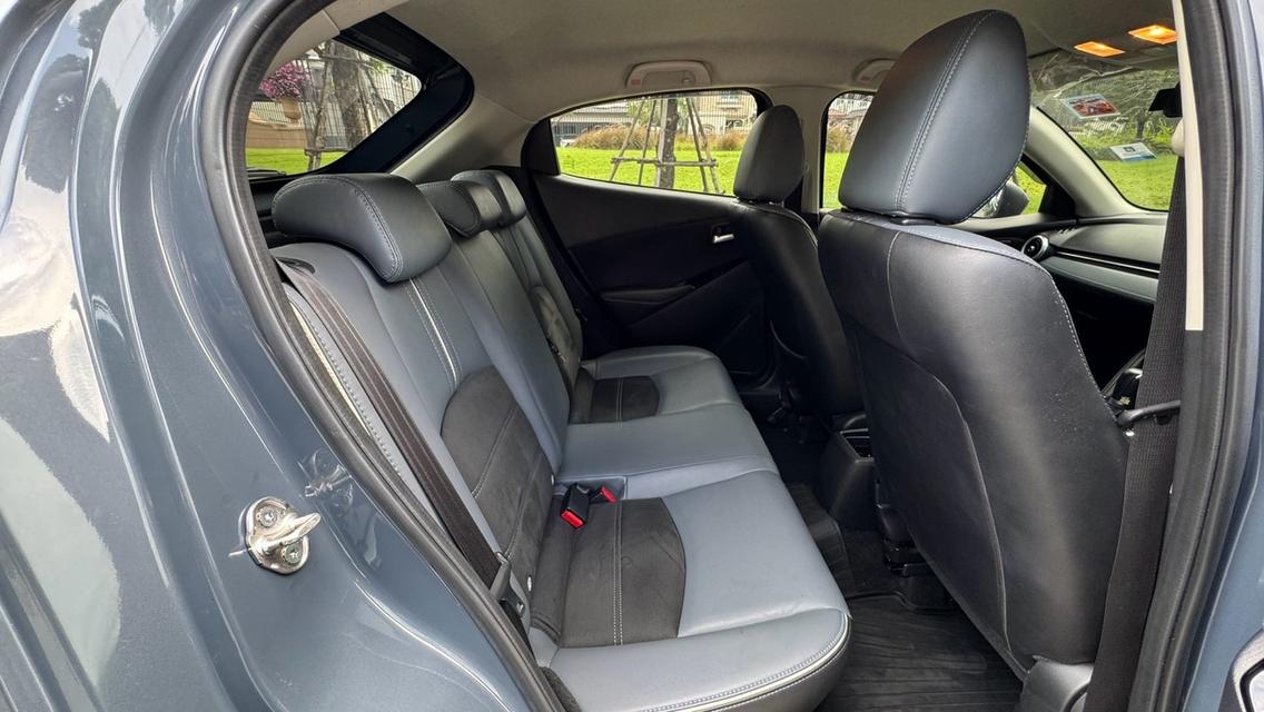 (แจ้งรหัสรถ TPV9510) 🎊  Mazda 2 1.3 S sports Leather  ปี 2020  🎊 รูปที่ 18