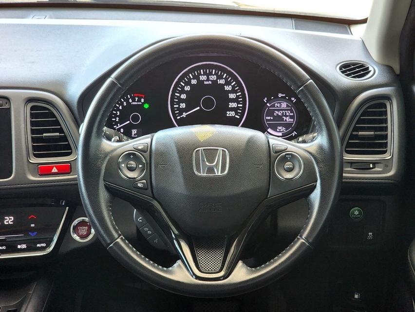 Honda Hrv 1.8E  A/T   13