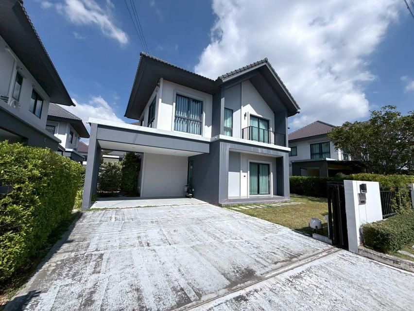 หมู่บ้านเวนิว โฟลว์ แจ้งวัฒนะ ถนนชัยพฤกษ์ ต.คลองข่อย อ.ปากเกร็ด จ.นนทบุรี 1