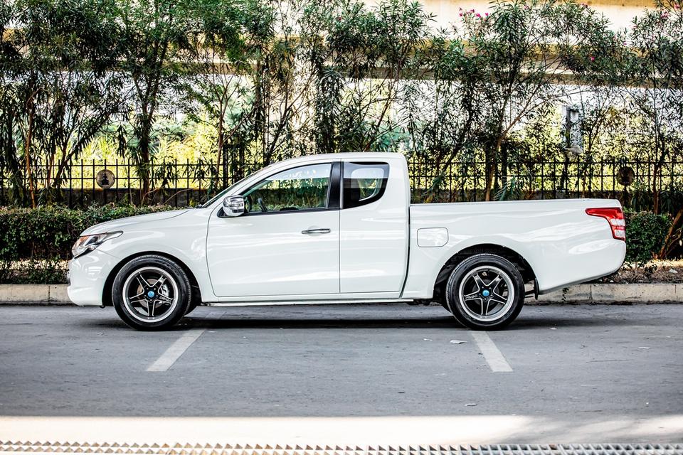 MITSUBISHI TRITON 2.5 GL MEGA CAB ปี 2016 มือเดียวป้ายแดง 10