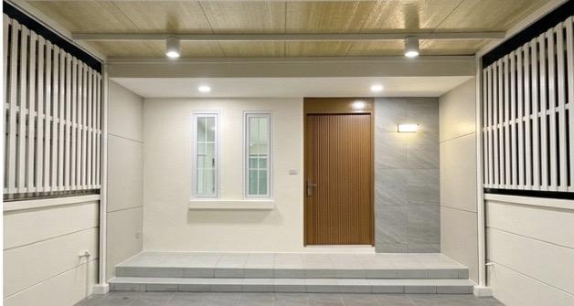 ทาวน์เฮาส์  กรุงเทพ กรีฑา7 2