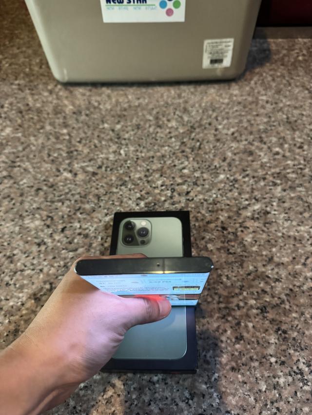 ขายๆๆๆถูกSamsungS22Ultra256กิ๊กRam12สีหายากGreenสูนTrueสภาพสวยการใช้งานดีเยี่ยมทุกๆฟังชั่นเครื่องรีสโตได้ตลอดไม่มีติดแอคเค้าใดๆคับ ( จอขาวจั๊วๆจอไม่มี