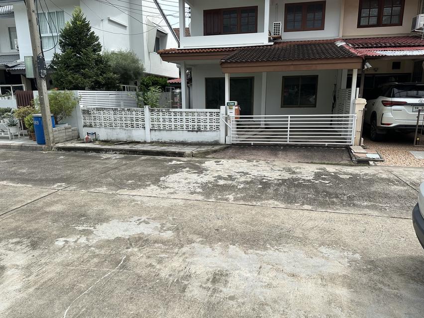 ที่ดินเปล่า เนื่อที่ 75 ตรว หมู่บ้านการ์เด้นโฮม วิลเลจ  6
