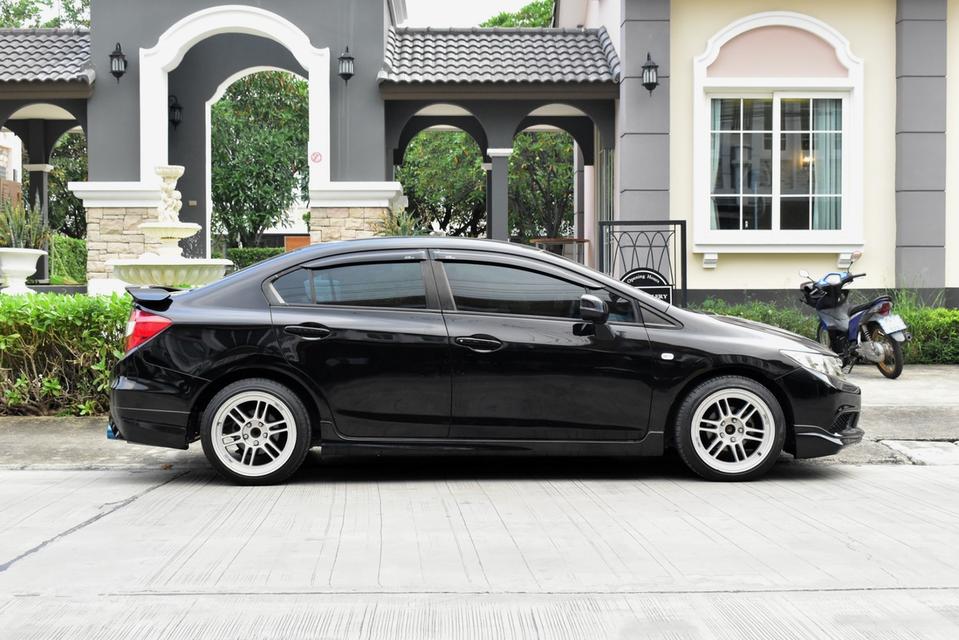 Honda Civic FB 1.8s  เครื่องยนต์: เบนซิน เกียร์:AT ปี:2013  5