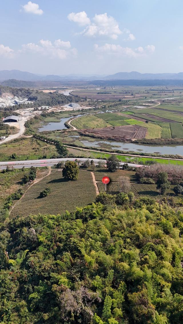 ขายที่ดินเปล่า วิวภูเขา ติดถนนสาย ชร.1063 (แม่จัน-เชียงแสน) 6