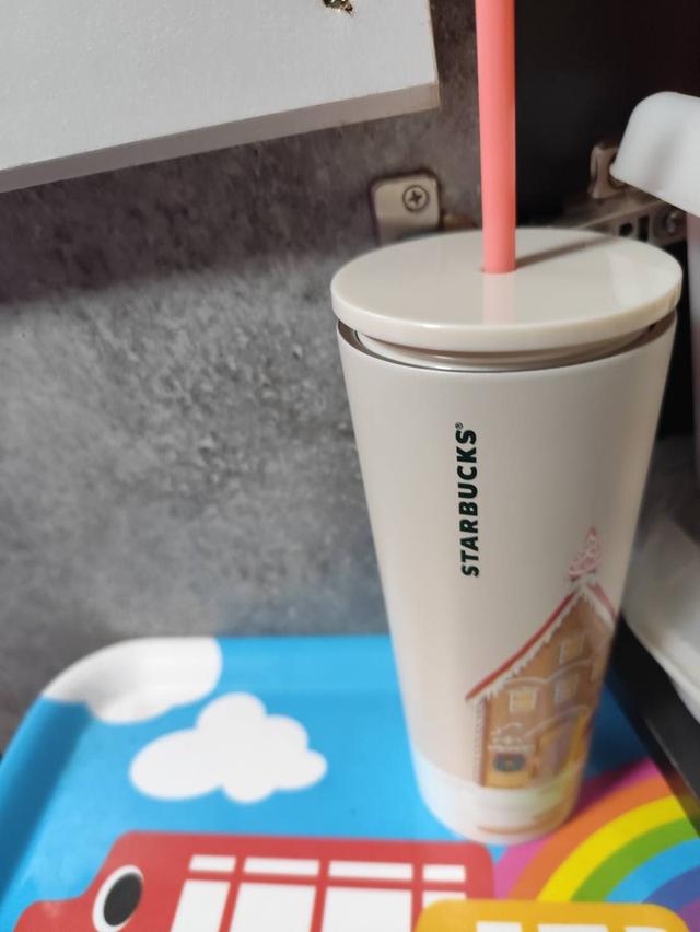 ขายแก้วสตาร์บัคและ บัตรกาแฟ สตาร์บัคส์ Selling a brand new Starbucks mug and selling a Starbucks Card รูปที่ 3