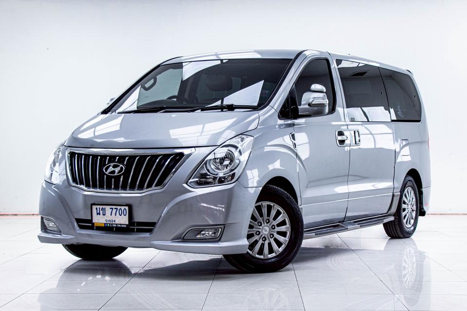 รหัสรถ 5C117 HYUNDAI 2017 H-1 2.5 TOURING 