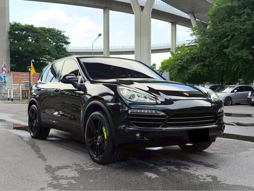 รถเข้าใหม่! PORSCHE Cayenne S 3.0 Hybrid ปี 2011 สีดำ 3