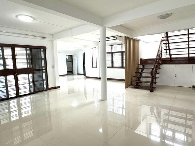 PB5283 ให้เช่าบ้านเดี่ยว เหมาะทำออฟฟิศ ในซอยลาดพร้าว48(ซอยวัฒนานิเวศน์) เขตห้วยขวาง ใกล้ MRTสถานีภาวนา 9
