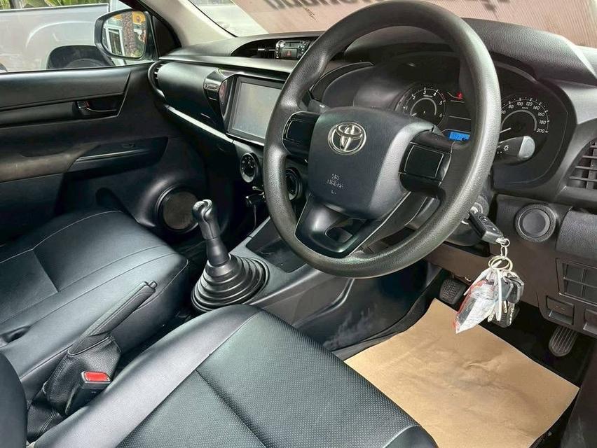 TOYOTA REVO SINGLECAB รุ่น ENTRY เครื่อง2.4cc.เกียร์ธรรม ปี 2022 รถกระบะตู้บรรทุกCARGO-BOX สภาพสวย พร้อมใช้งาน! ไมล์แท้100%คะ