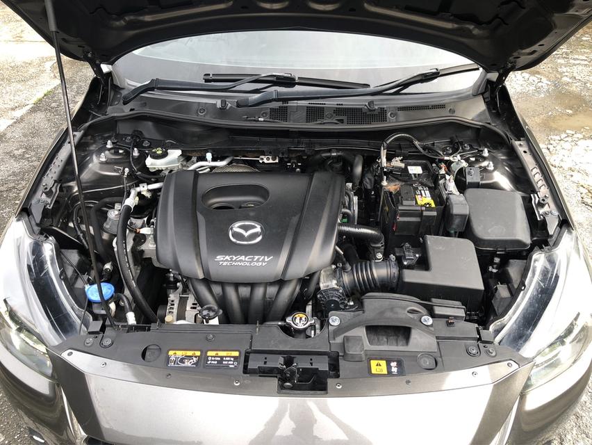 Mazda 2 Skyactiv Sedan 1.3 High Connect 2018 4