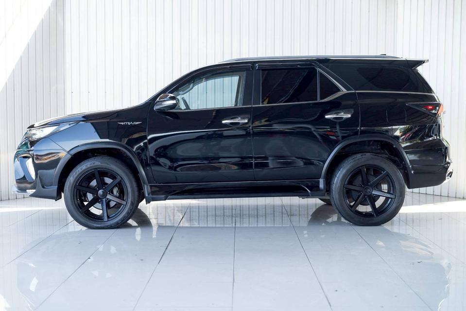 Toyota Fortuner 2.8V 4wd ปี16 รูปที่ 5