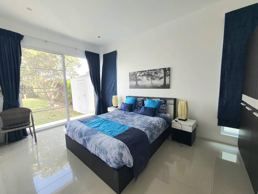 Luxury Modern Pool Villa 4 Bedrooms 4 Bathrooms at Soi 102 Hua Hin 5