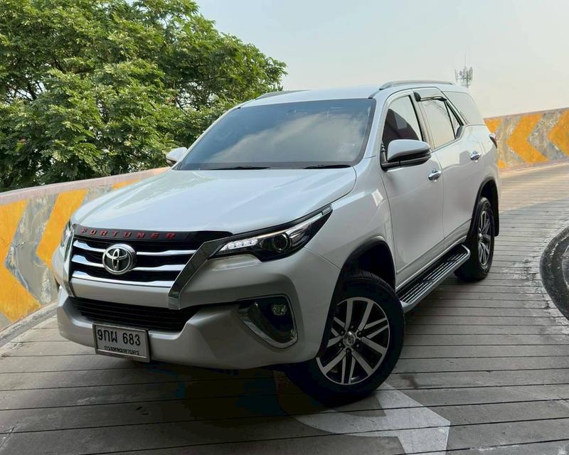 รหัสรถ NP683 Toyota Fortuner 2.4G เกียร์ Auto 2WD สีขาวมุก ปี2019 จด2020 รูปที่ 9