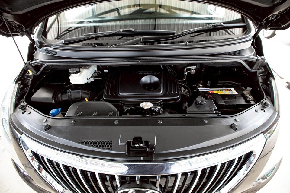 ขาย Hyundai H1 2.5Elite ปี16 16