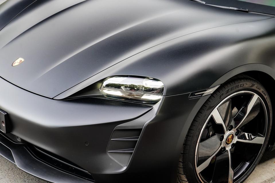 รหัสรถ EC8888 Porsche Taycan 2021