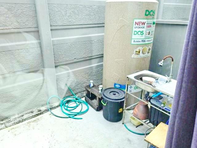 พร้อมเฟอร์ฯ 2 นอน ลำลูกกา คลอง 3 ตลาดเอซี คลองสี่ 2.2 กม.ทาวน์โฮม 2 ชั้น วิวดี เงียบสงบ 2 น้ำ แหล่งช้อปปิ้ง เดินทางสะดวก 7