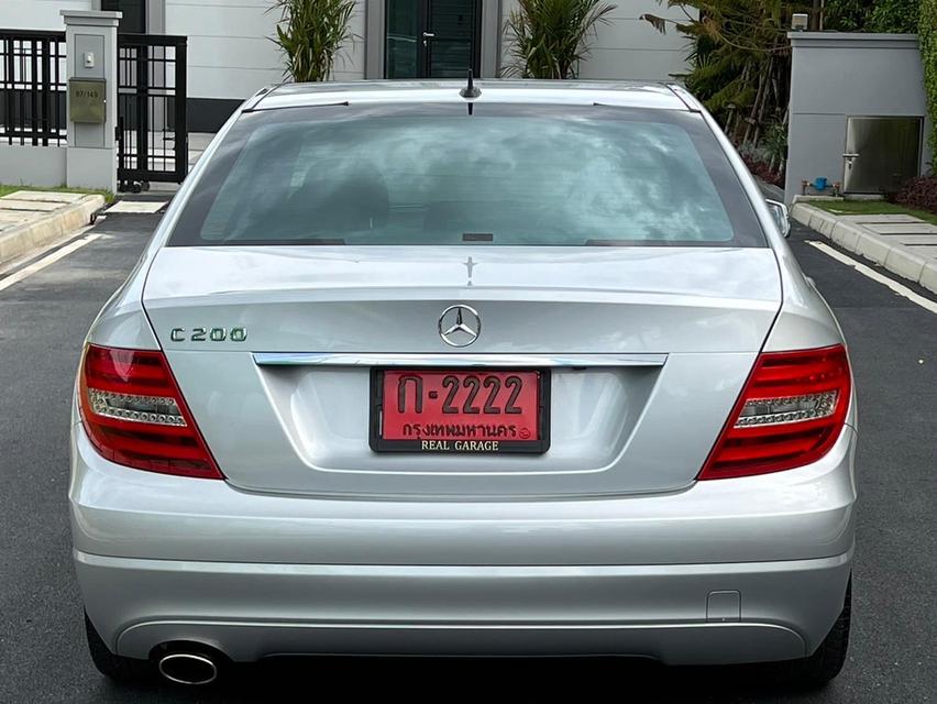 Mercedes-Benz C200 CGI 1.8 W204 Elegance Sedan 10