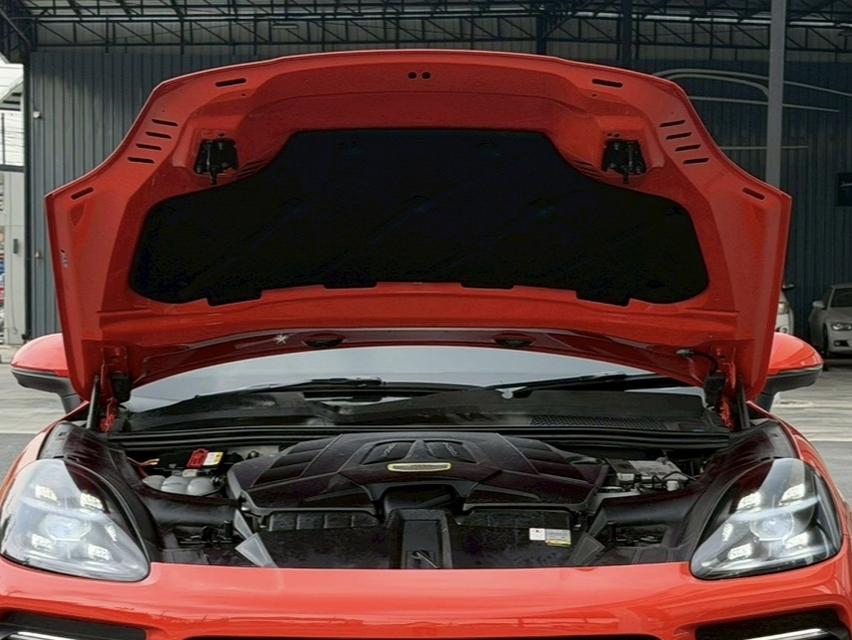 Porsche Cayenne Coupe E-Hybrid 2020 สีส้ม Lava Orange รูปที่ 8