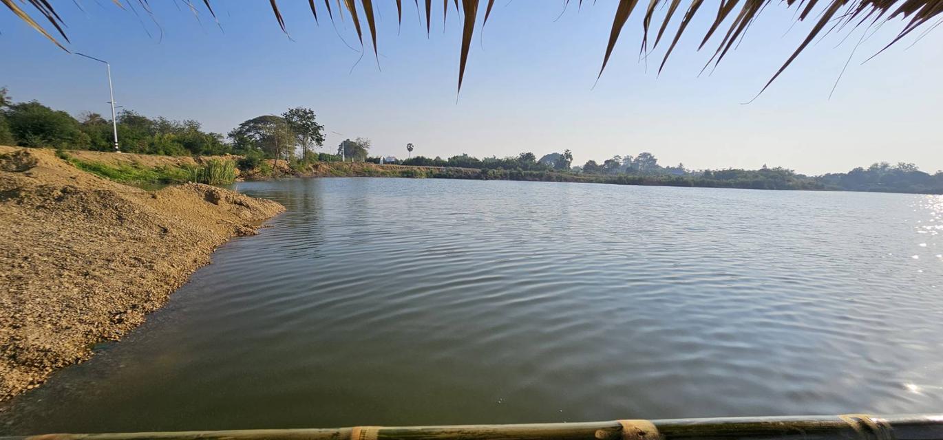 ขายที่ดินติดบึงน้ำใหญ่ บรรยากาศดีเหมือนอยู่ทะเล ใกล้กรุงเทพแค่ 1 ชม 20