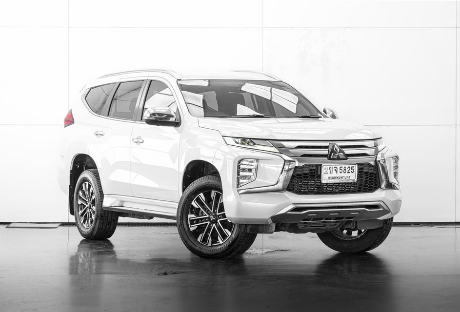 2021 MITSUBISHI PAJERO SPORT 2.4 GT Plus SUV สีขาว เลขไมล์ 106241 กม.