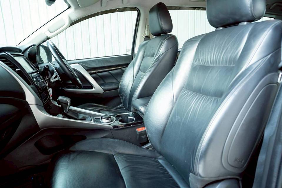 Mitsubishi Pajero 2.4GT 4wd ปี16 รูปที่ 12