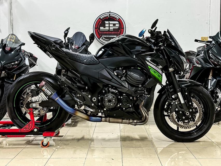 Z800