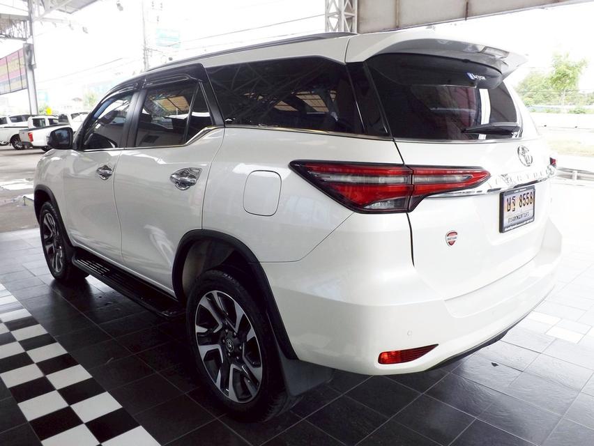 รหัสรถ KCY8558 TOYOTA FORTUNER 2.4V AUTO 4WD ปี 2021 7