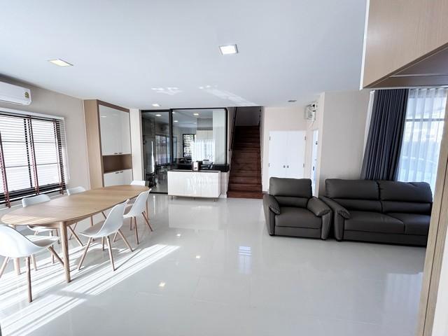 ให้เช่าบ้านเดี่ยว 2 ชั้น 4 ห้องนอน โครงการมัณฑนา อ่อนนุช-วงแหวน 4 ใกล้ทางด่วน เมกะบางนา เงียบสงบ ร่มรื่น ตกแต่งครบ 3