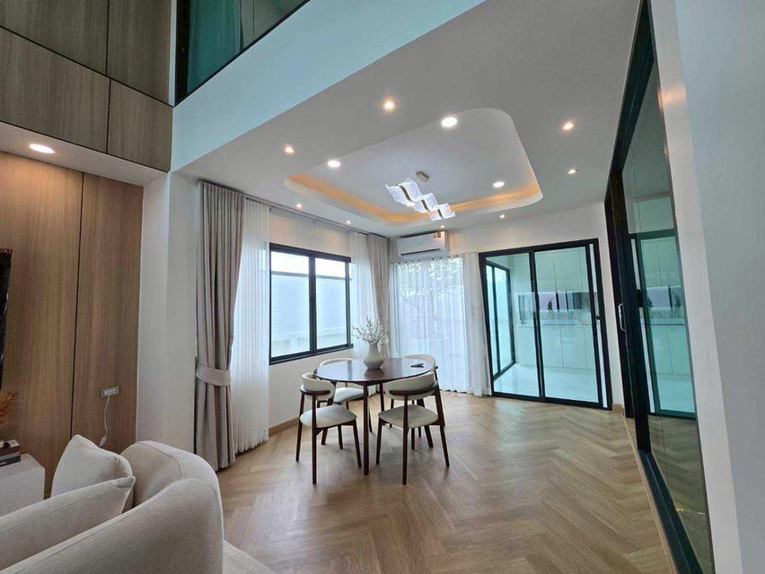 บ้านเดี่ยวหลังใหญ่ นวมินทร์ 127 3
