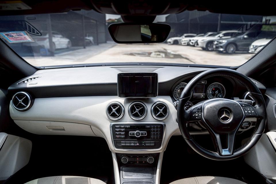 รหัสรถ 67GG5675 📞Mercedes #Benz #A180 ปี 2015 รูปที่ 9