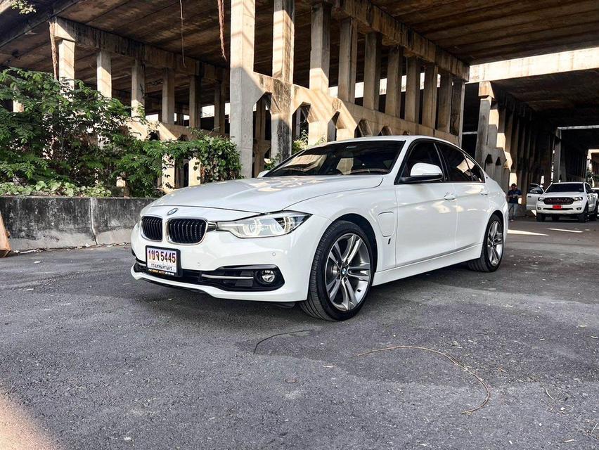 2019 BMW SERIES3 330e 2.0 Sport plug in hybrid (F30) รถสวยใช้น้อย ประวัติครบๆ