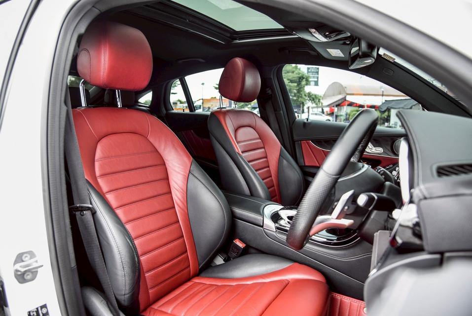 รหัสรถ CBL6117 Mercedes-Benz GLC250 4Matic Coupe 2.0 AMG AT 2019 8