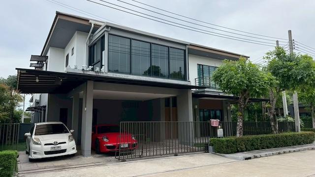 MHR218 ปล่อยเช่าบ้านเดี่ยวหรู 4 นอน 5 น้ำ (ห้องน้ำในตัวทุกห้อง) จอดรถ 4 คัน ตกแต่งครบพร้อมเข้าอยู่ เหมาะสำหรับผู้บริหารและชาวต่างชาติ 1