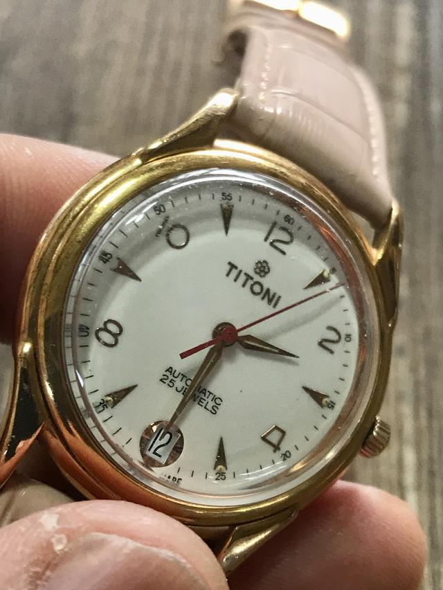ลดเหลือ 1500 บาทครับ ถูกสุดๆ  Titoni automatic 25 jewels 8369  TITONI of Switzerland  สวยตามสภาพ รูปที่ 4
