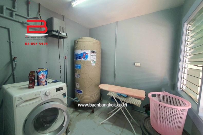 ทาวน์เฮาส์ หมู่บ้าน มาลีวัลย์ (คลอง 2) เนื้อที่ 43 ตรว. ถนนรังสิต-นครนายก ต.ประชาธิปัตย์ อ.ธัญบุรี จ.ปทุมฯ 7