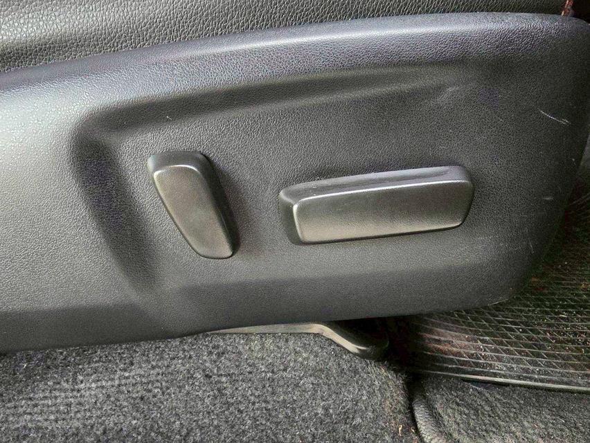 รหัสรถ WMT53 Fortuner 2.4 Legender ปี 2022  9