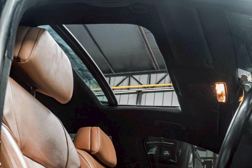 รหัสรถ 67GG8359 Bmw 730Ld Lci Look (F02) เครื่องดีเซลฝาดำ ปี 2012 F 15