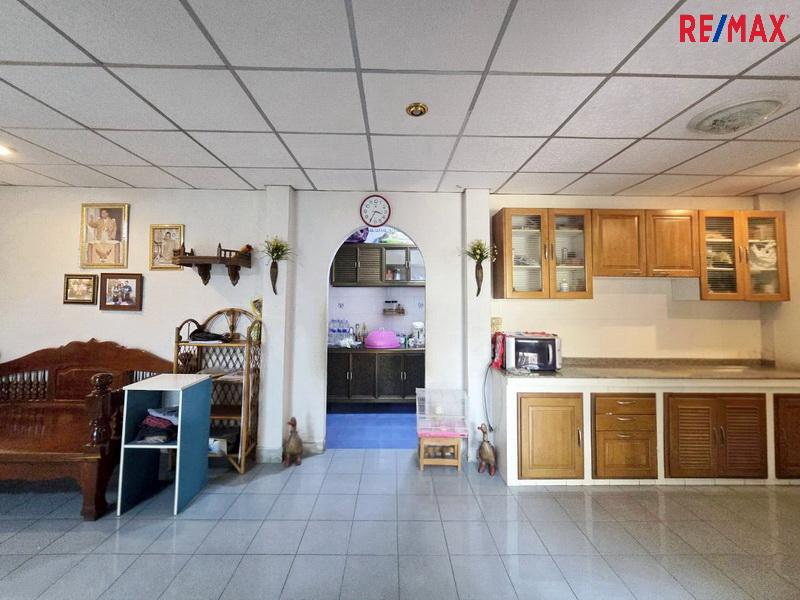 ขายบ้านแฝด เพชรเกษม 69 หนองแขม หมู่บ้านทวีทอง 3 ฟังก์ชันลงตัว เดินทางสะดวก ราคาดี 8