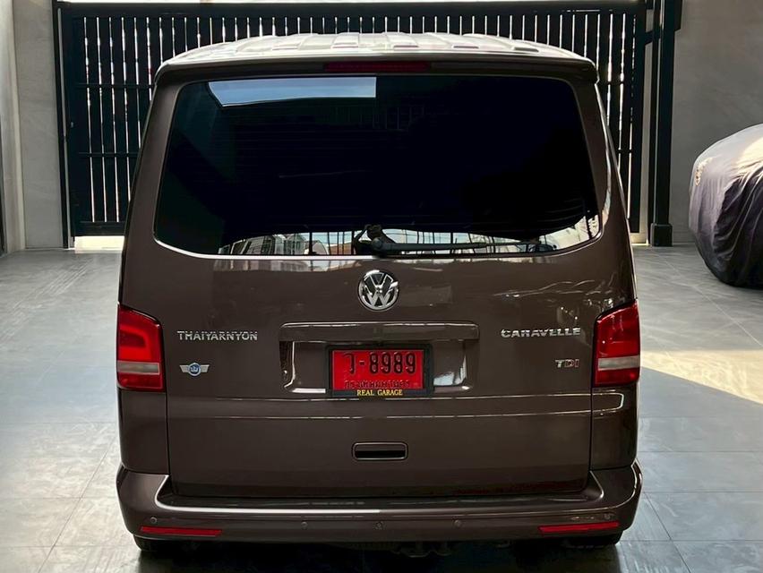 Volkswagen CARAVELLE 2.0 TDi Van 11