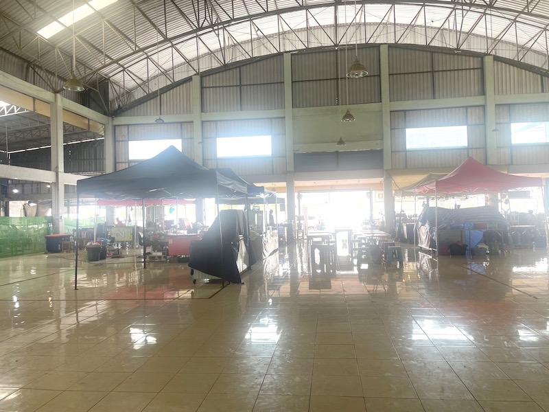 ขายที่ดินพร้อมสิ่งปลูกสร้าง เนื้อที่ 2ไร่ 3ตรว. ติดถนน 2ด้าน หน้ากว้าง 48เมตร ลึก 90เมตร โกดังคลังสินค้า/บ้านพัก ด้านข้างติดซอย ใกล้โรงงานซีเกท 1