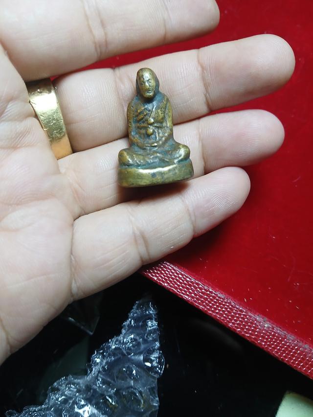 หลวงปู่เอี่ยม