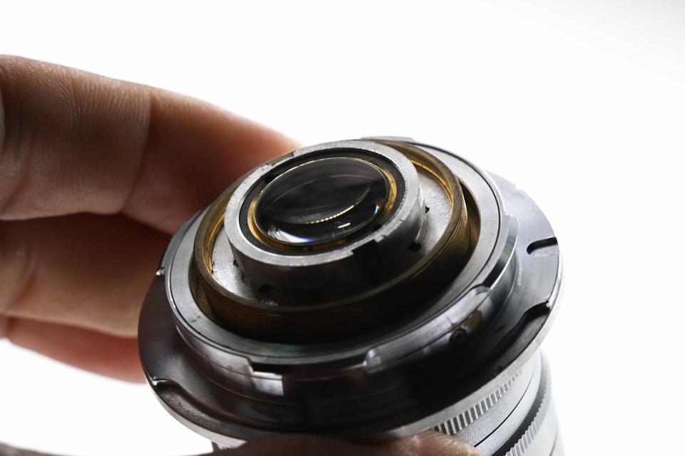 Zunow Opt Zunow-Elmo Cine 38มม.f/1.1 D Leica M mount 14