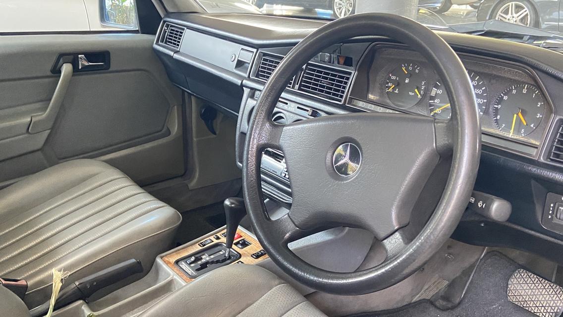 รถเบนซ์คลาสสิก 190E รถตำนาน รูปที่ 13