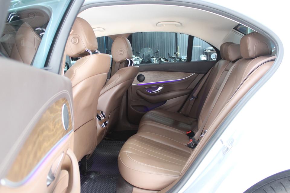 รหัสรถ JRS2097 Mercedes Benz E350e 2.0 2017 Exclusive 15