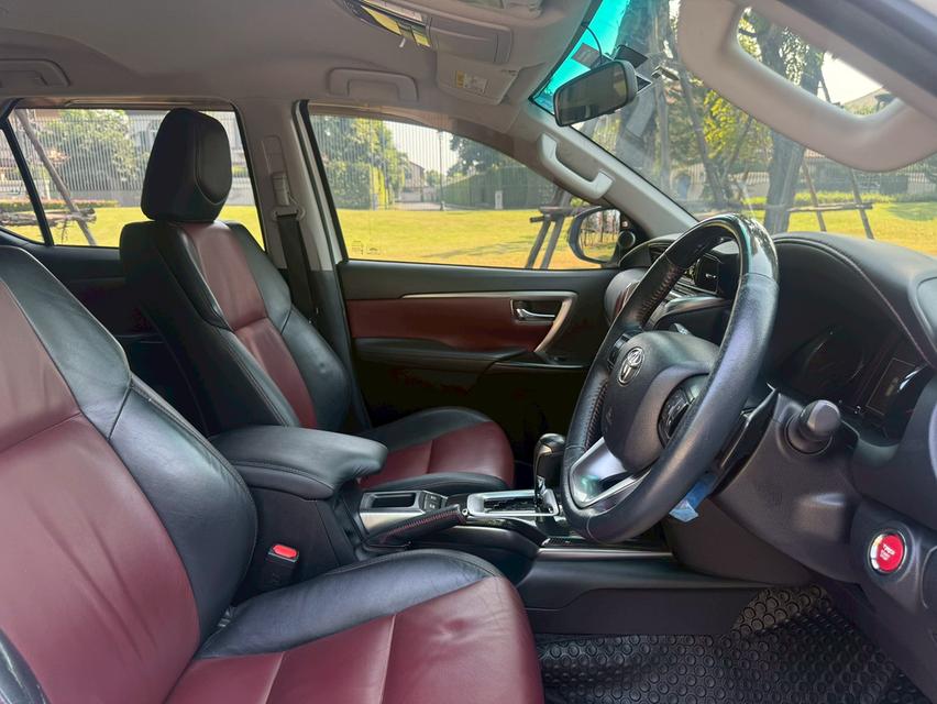 TOYOTA FORTUNER 2.8 TRD SPORTIVO 2WD ปี 2016 สีขาว ไมล์ 90,xxxkm. 11